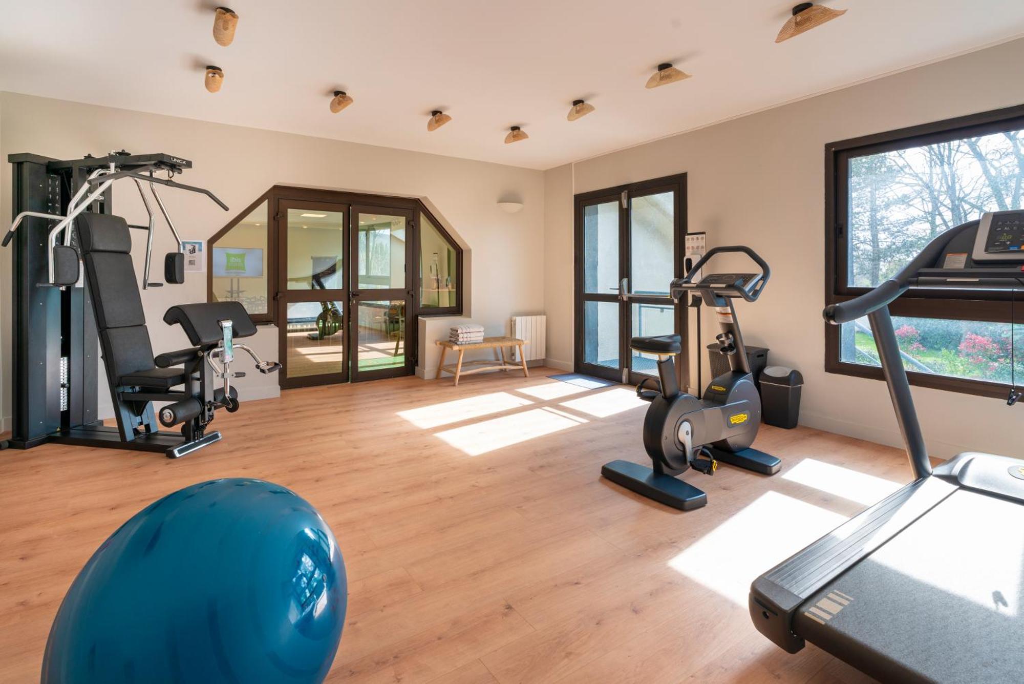 Ibis Styles Lisieux Normandie מראה חיצוני תמונה