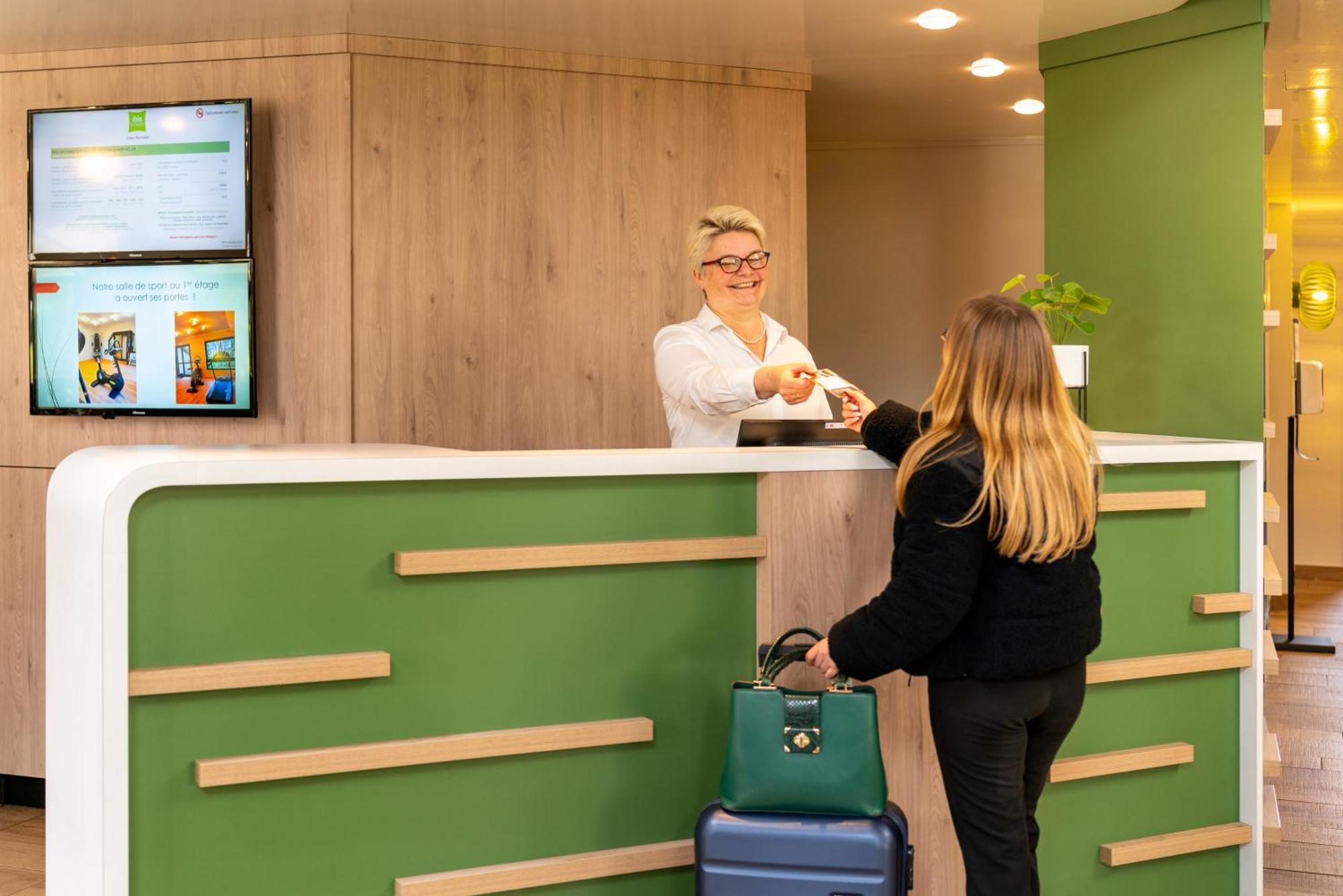 Ibis Styles Lisieux Normandie מראה חיצוני תמונה
